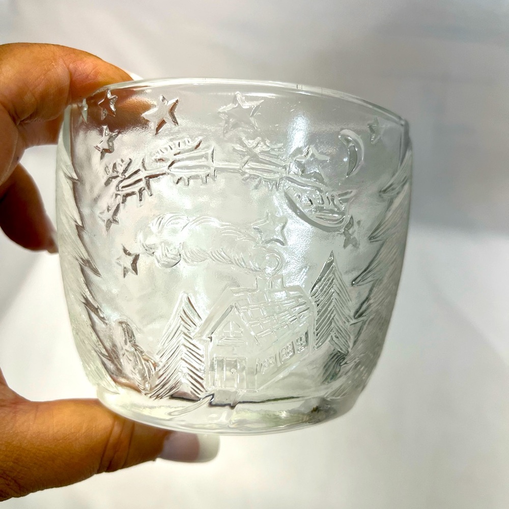VINTAGE CHRISTMAS CANDLE HOLDER BY KIG INDONESIA CLEAR HEAVY GLASS 3”Hx 3.75‎ W